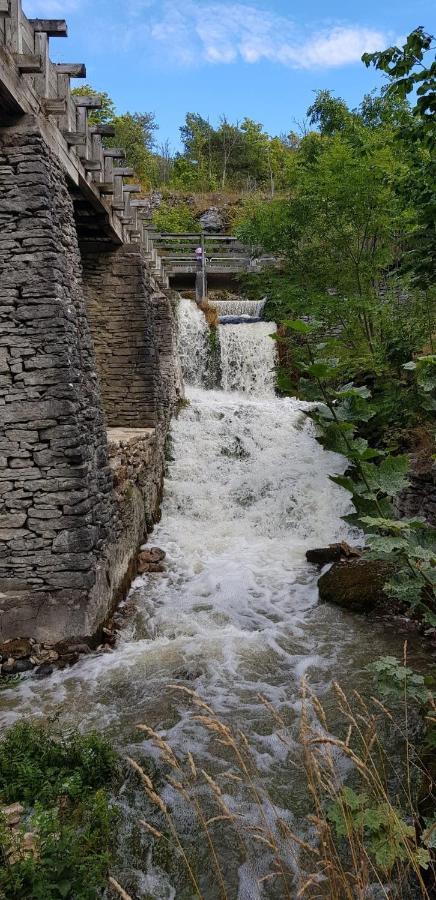 Kvarnvillan Lummelundsbruk VBY Kültér fotó